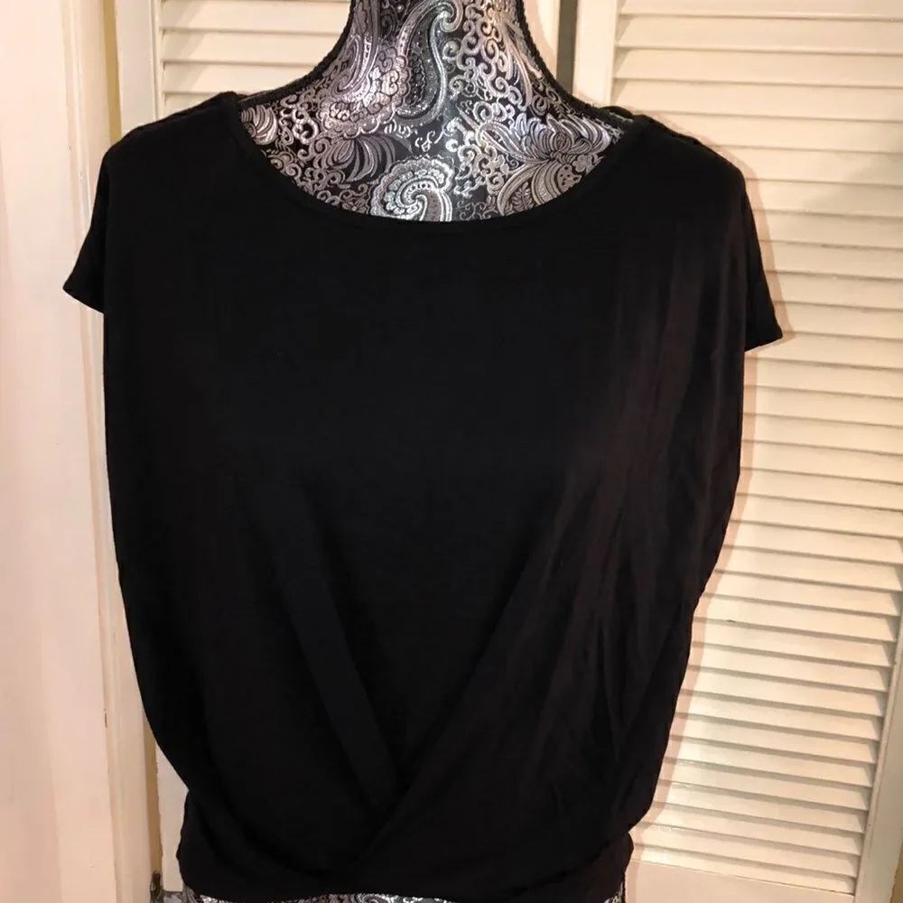 NWT Ruched Tee Criss Cross Back by Every Day Smart Casual. Comfy.
